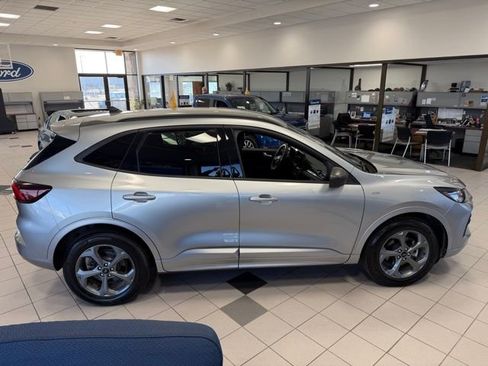 Used 2023 Ford Escape ST-Line w/ Tech Pack #1 image 7