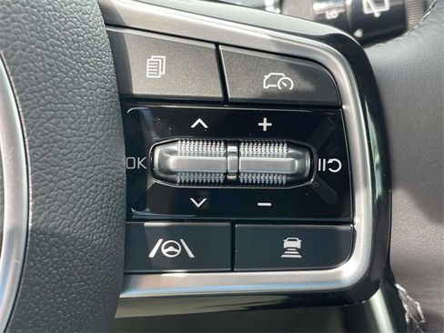 New 2026 Kia Carnival EX image 32