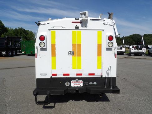 Used 2015 Chevrolet Silverado 3500 W/T RWD image 6