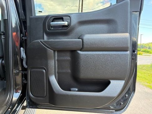 Used 2021 Chevrolet Silverado 1500 Custom AWD/4WD image 27