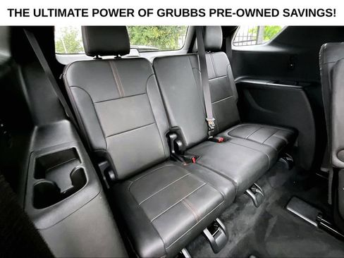 Used 2023 Chevrolet Traverse RS AWD/4WD image 34