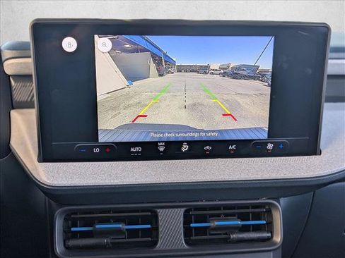 Used 2025 Ford Maverick XLT w/ Equipment Group 302A AWD/4WD image 13