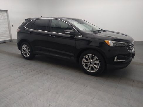 Used 2022 Ford Edge Titanium w/ Equipment Group 301A AWD/4WD image 11