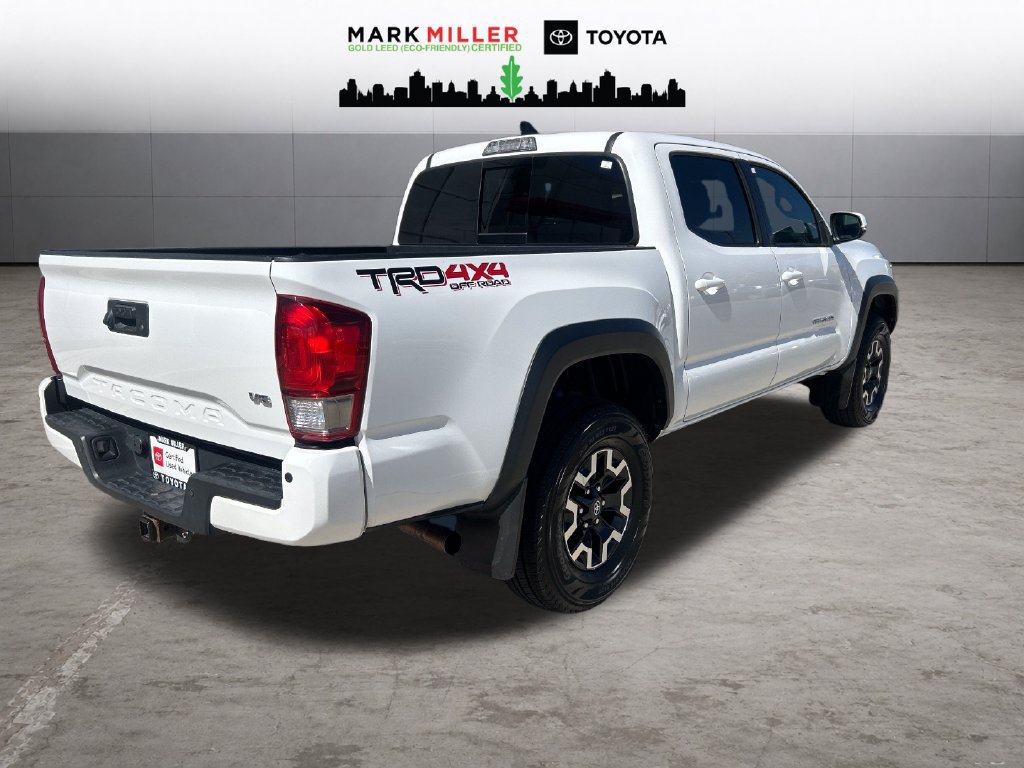 Certified 2017 Toyota Tacoma TRD Off-Road w/ Premium & Technology Package AWD/4WD image 6