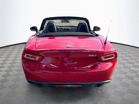 Used 2017 FIAT 124 Spider Classica image 7