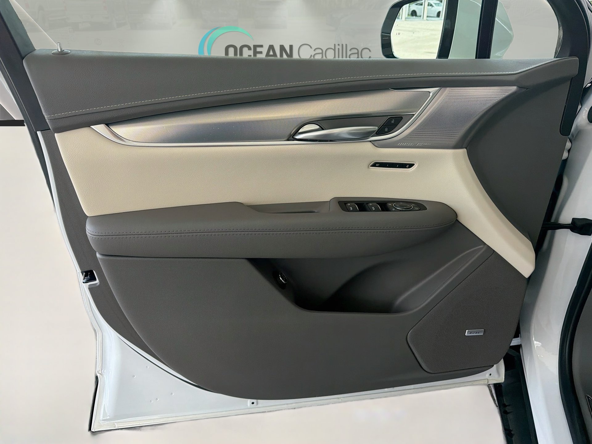 Certified 2023 Cadillac XT5 Premium Luxury FWD image 23