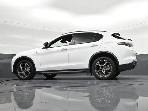 Used 2024 Alfa Romeo Stelvio Ti w/ Active Assist Plus Package AWD/4WD image 35