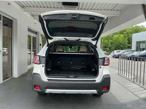 Certified 2025 Subaru Outback Limited AWD/4WD image 15