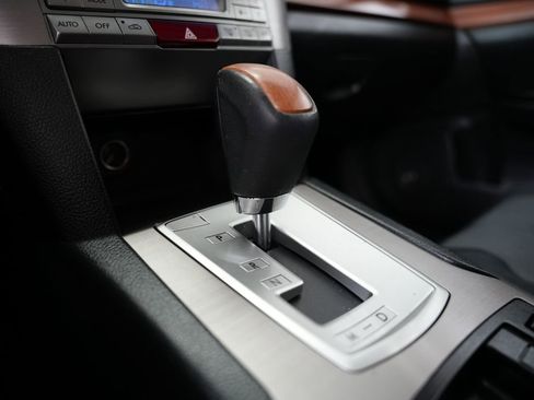 Used 2013 Subaru Outback 2.5i Limited image 26