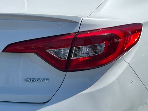 Used 2017 Hyundai Sonata Sport FWD image 16
