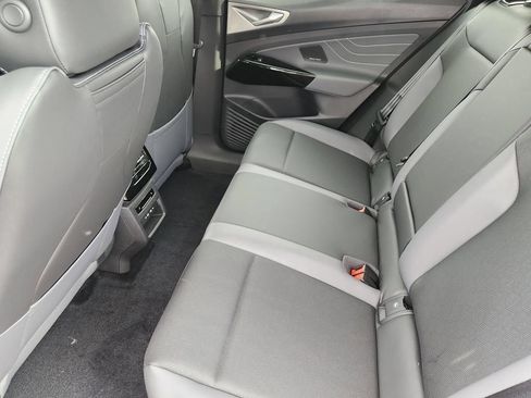 New 2026 Volkswagen ID.4 Pro S Plus AWD/4WD image 18