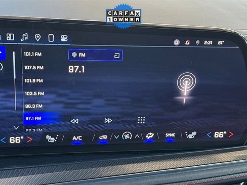 Used 2025 Chevrolet Suburban RST image 29