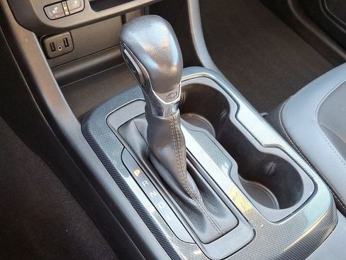 Used 2022 Chevrolet Colorado Z71 image 15