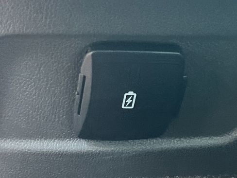 Certified 2022 Lincoln Corsair Reserve w/ Equipment Group 201A image 31