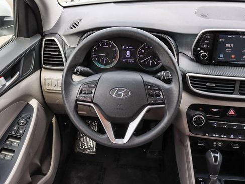 Used 2021 Hyundai Tucson Value FWD image 16