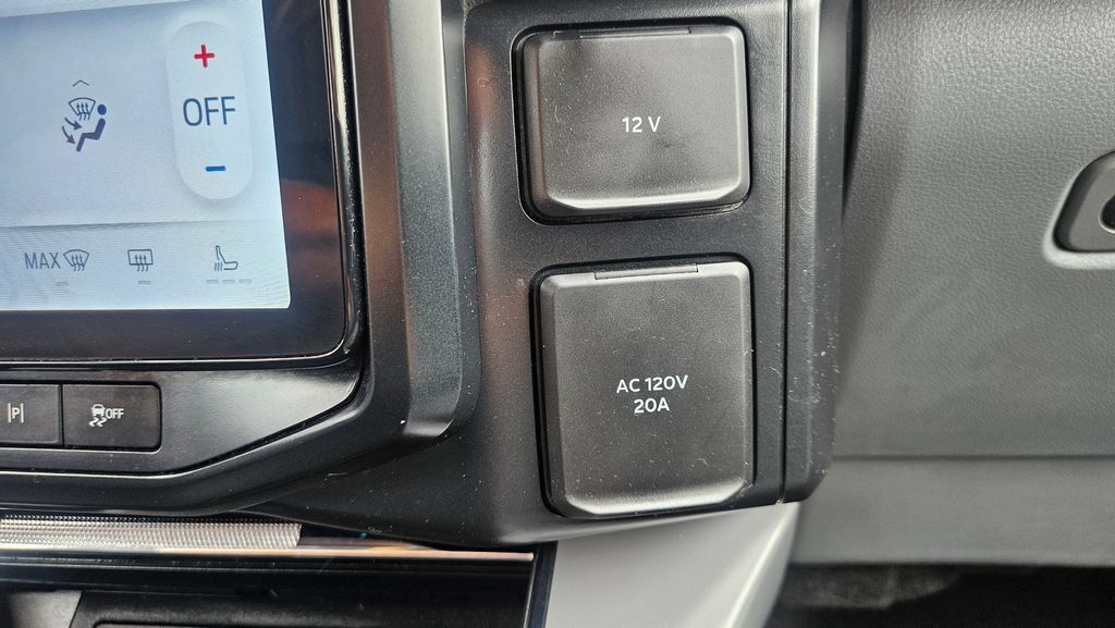 Used 2024 Ford F150 Lightning Flash AWD/4WD image 42