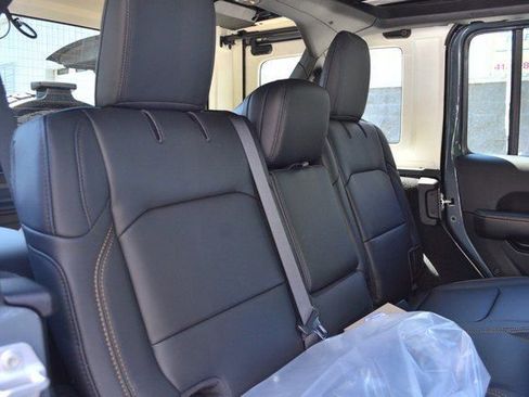 New 2025 Jeep Wrangler Unlimited Rubicon 392 image 38