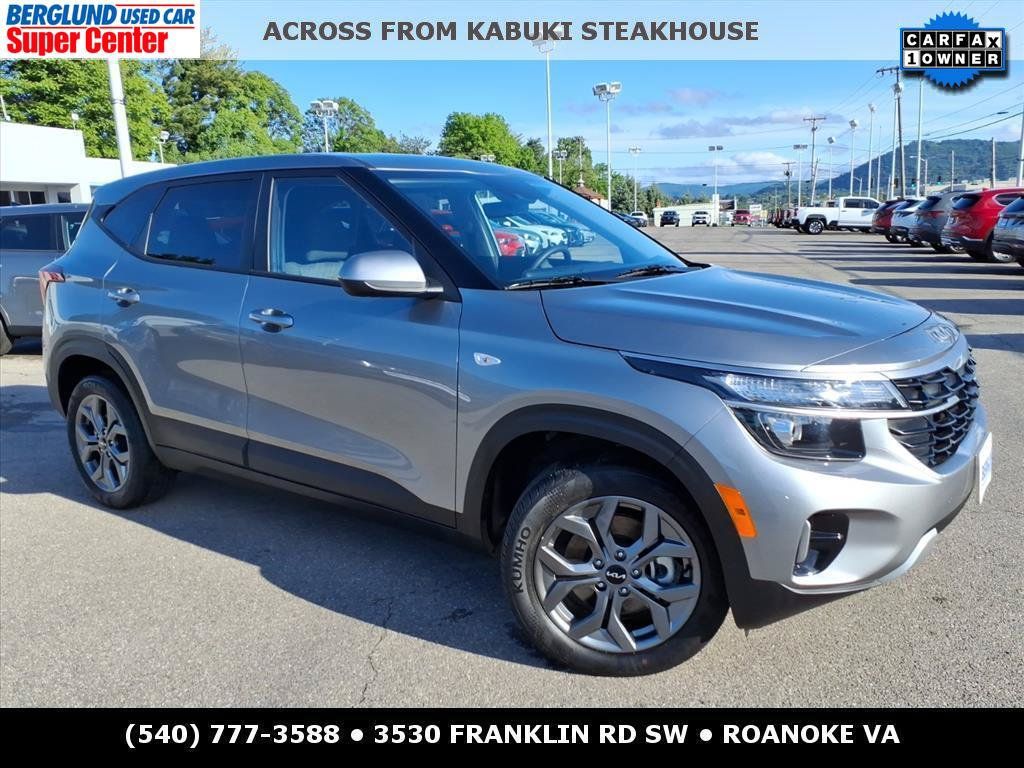 Used 2026 Kia Seltos LX AWD/4WD image 1