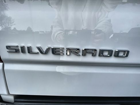 Used 2021 Chevrolet Silverado 1500 LTZ w/ Technology Package image 32