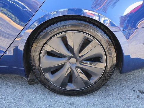 Used 2021 Tesla Model S Long Range image 23