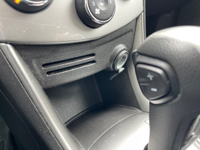 Used 2016 Chevrolet Trax LT w/ LT Convenience Package FWD image 18