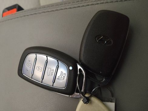 Used 2020 Hyundai Tucson Value FWD image 32