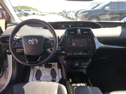 Used 2019 Toyota Prius XLE image 20