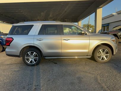 Used 2023 Ford Expedition Limited