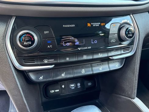 Used 2019 Hyundai Santa Fe AWD image 24