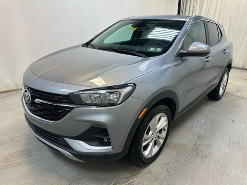 Used 2023 Buick Encore GX Preferred w/ Cold Weather Comfort Package FWD image 9