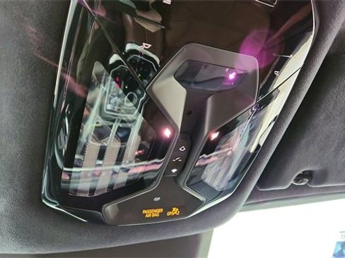 Used 2023 BMW i7 xDrive60 image 55