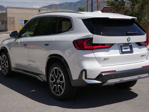 New 2026 BMW X1 xDrive28i w/ Convenience Package AWD/4WD image 3