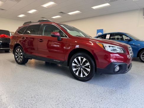 Used 2017 Subaru Outback 2.5i Limited image 10