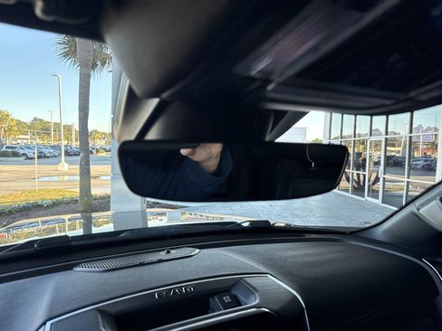 Used 2023 RAM 1500 Laramie image 29