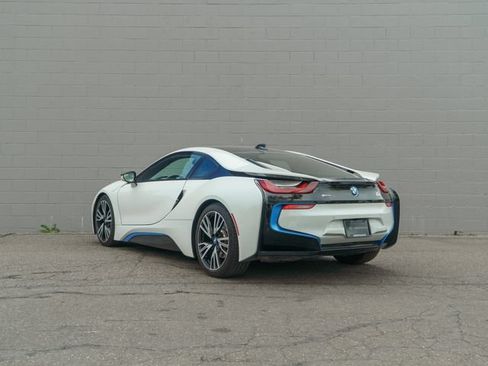 Used 2015 BMW i8 AWD/4WD image 3