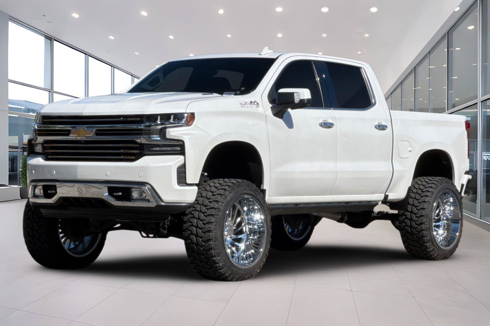 Used 2021 Chevrolet Silverado 1500 High Country w/ Technology Package AWD/4WD image 8