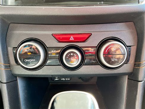 Used 2021 Subaru Crosstrek 2.0i Premium w/ Moonroof Package image 15