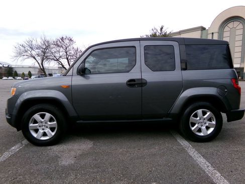 Used 2011 Honda Element EX image 1