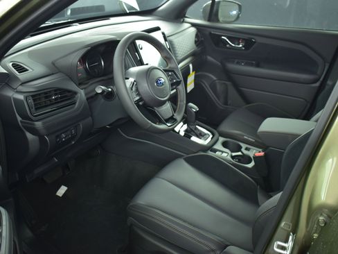 New 2025 Subaru Forester Touring image 12