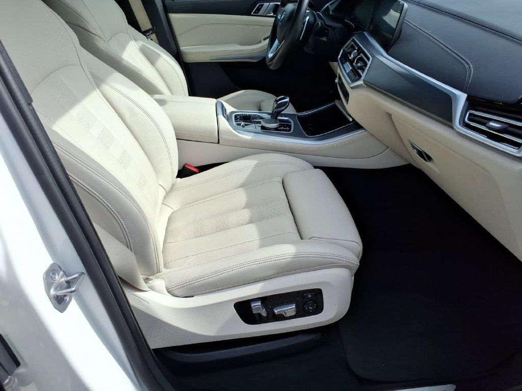 Used 2022 BMW X5 xDrive45e AWD/4WD image 8