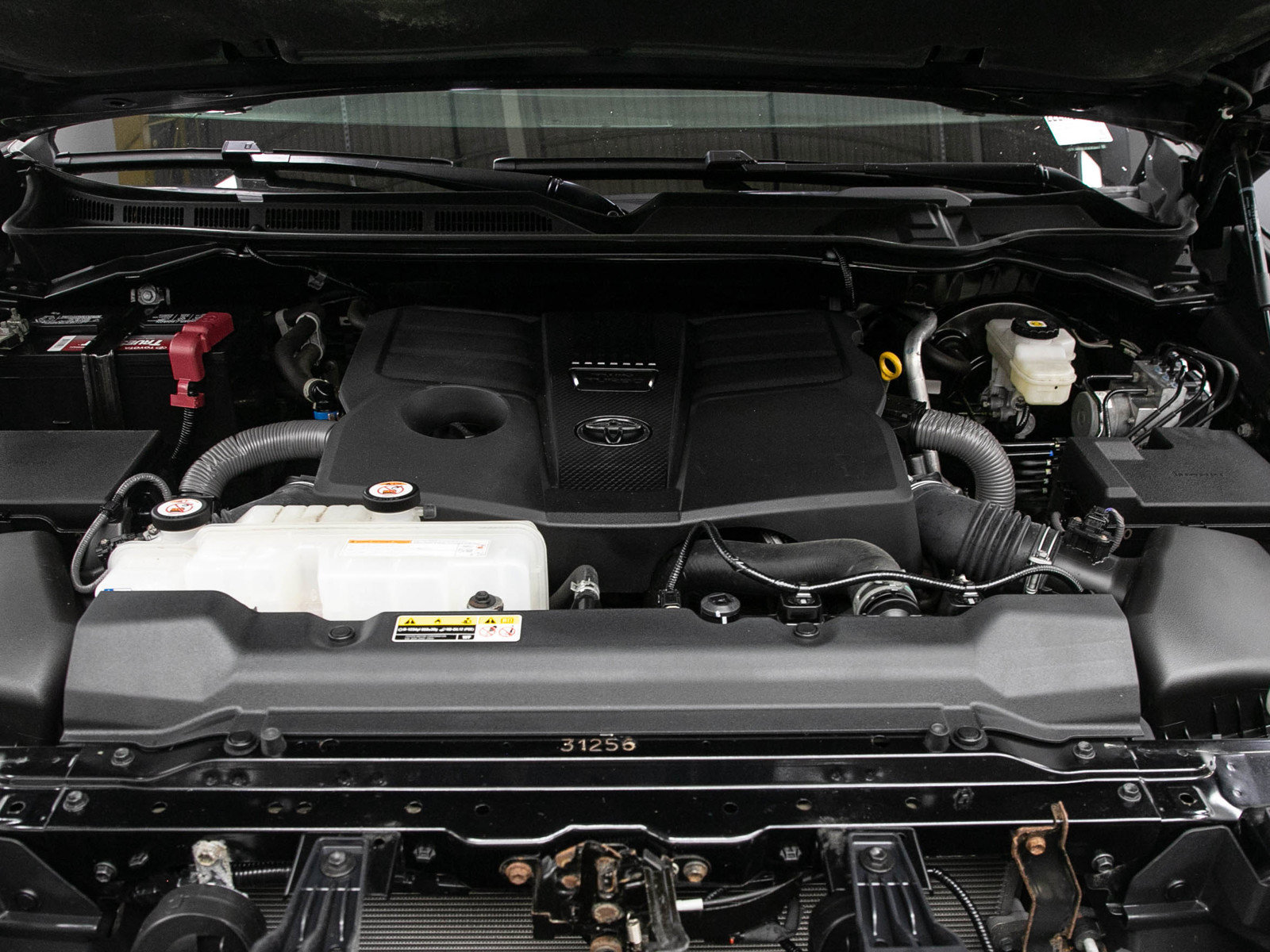 Used 2023 Toyota Tundra Limited AWD/4WD image 32