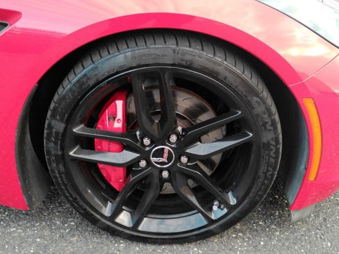 Used 2014 Chevrolet Corvette Stingray Coupe w/ 2LT Preferred Equipment Group RWD image 27