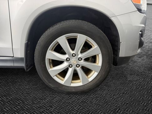 Used 2015 Mitsubishi Outlander Sport ES image 11