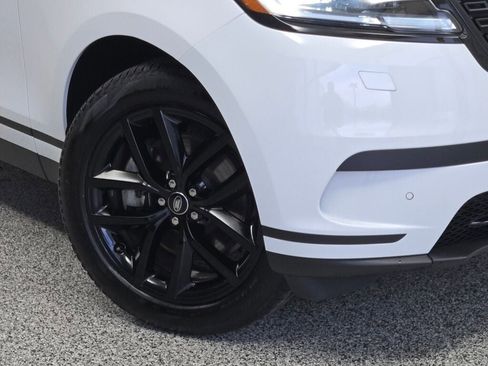 Used 2024 Land Rover Range Rover Velar S image 3