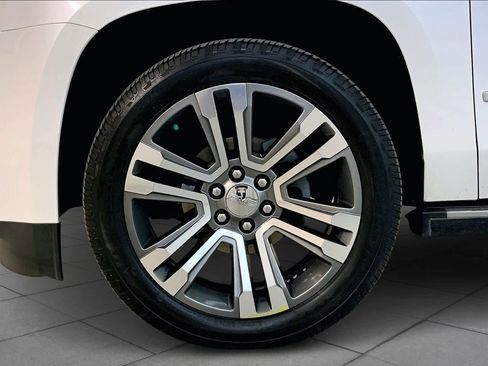 Used 2018 GMC Yukon Denali w/ Denali Ultimate Package image 11