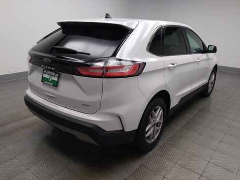 Used 2021 Ford Edge SEL AWD/4WD image 9