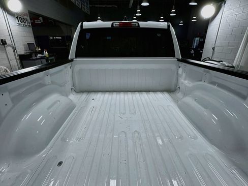 Used 2022 RAM 1500 Big Horn AWD/4WD image 22