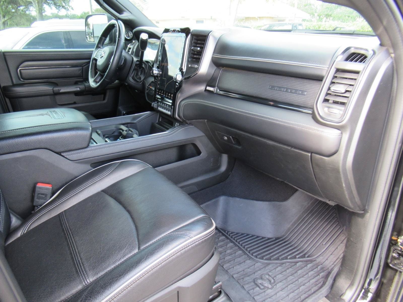 Used 2022 RAM 2500 Limited AWD/4WD image 11