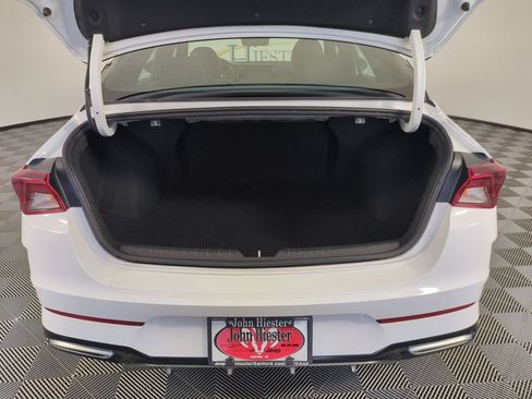 Used 2022 Kia K5 GT-Line image 32
