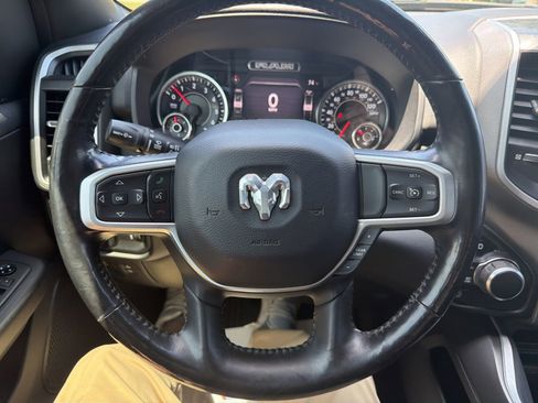 Used 2020 RAM 1500 Big Horn AWD/4WD image 13